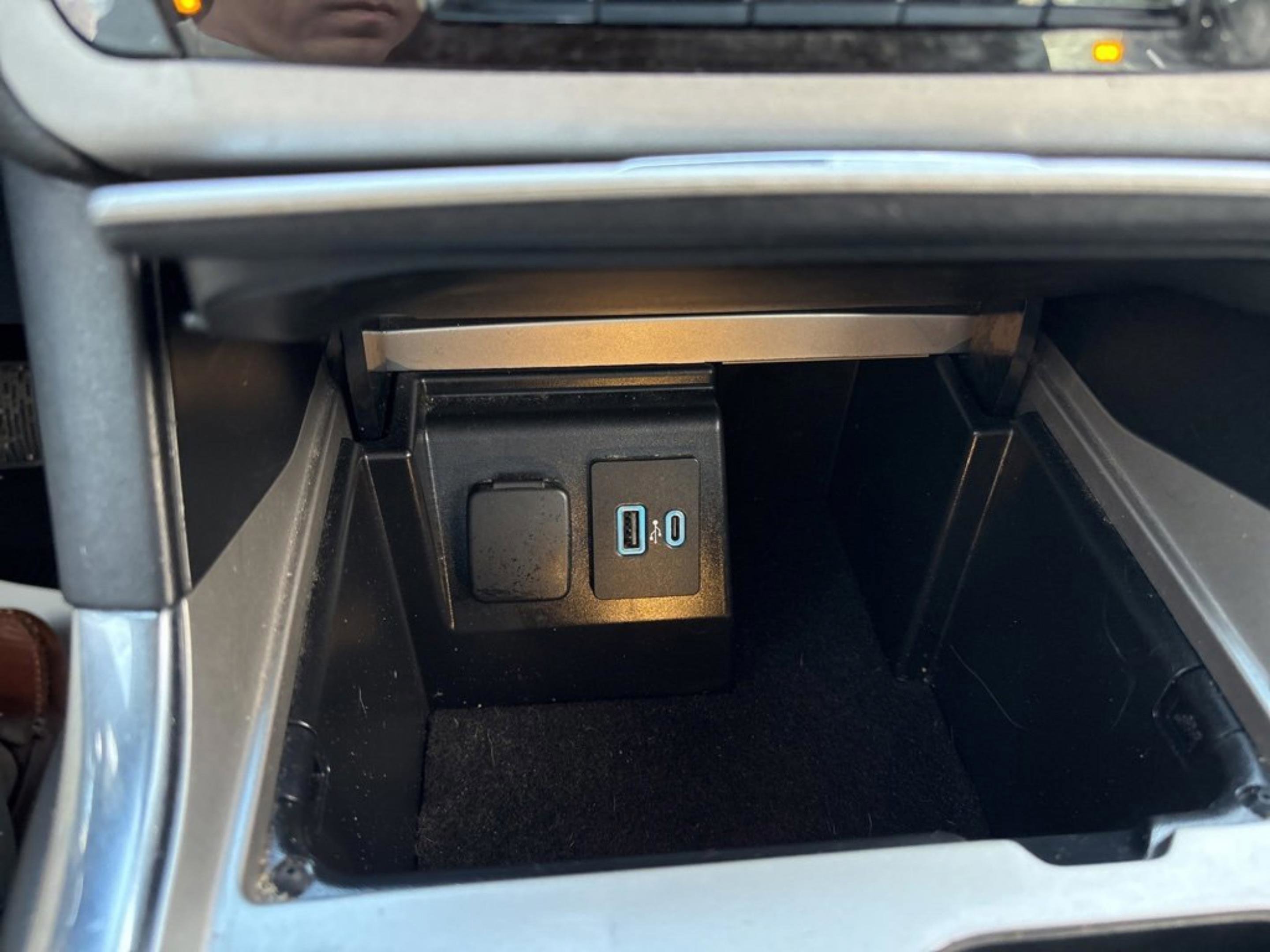 Used 2023 Ford Explorer XLT w/ Equipment Group 202A image 18