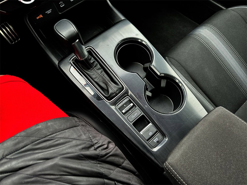 Used 2025 Honda Civic Sport image 19