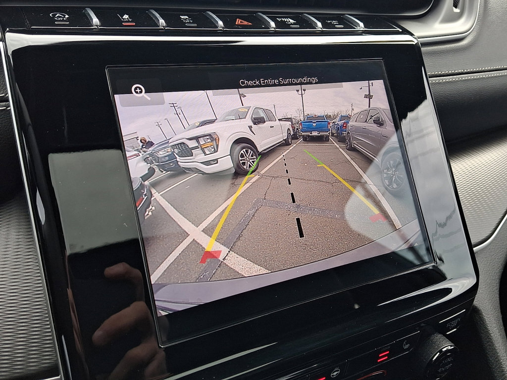 Used 2023 Jeep Grand Cherokee Altitude image 27