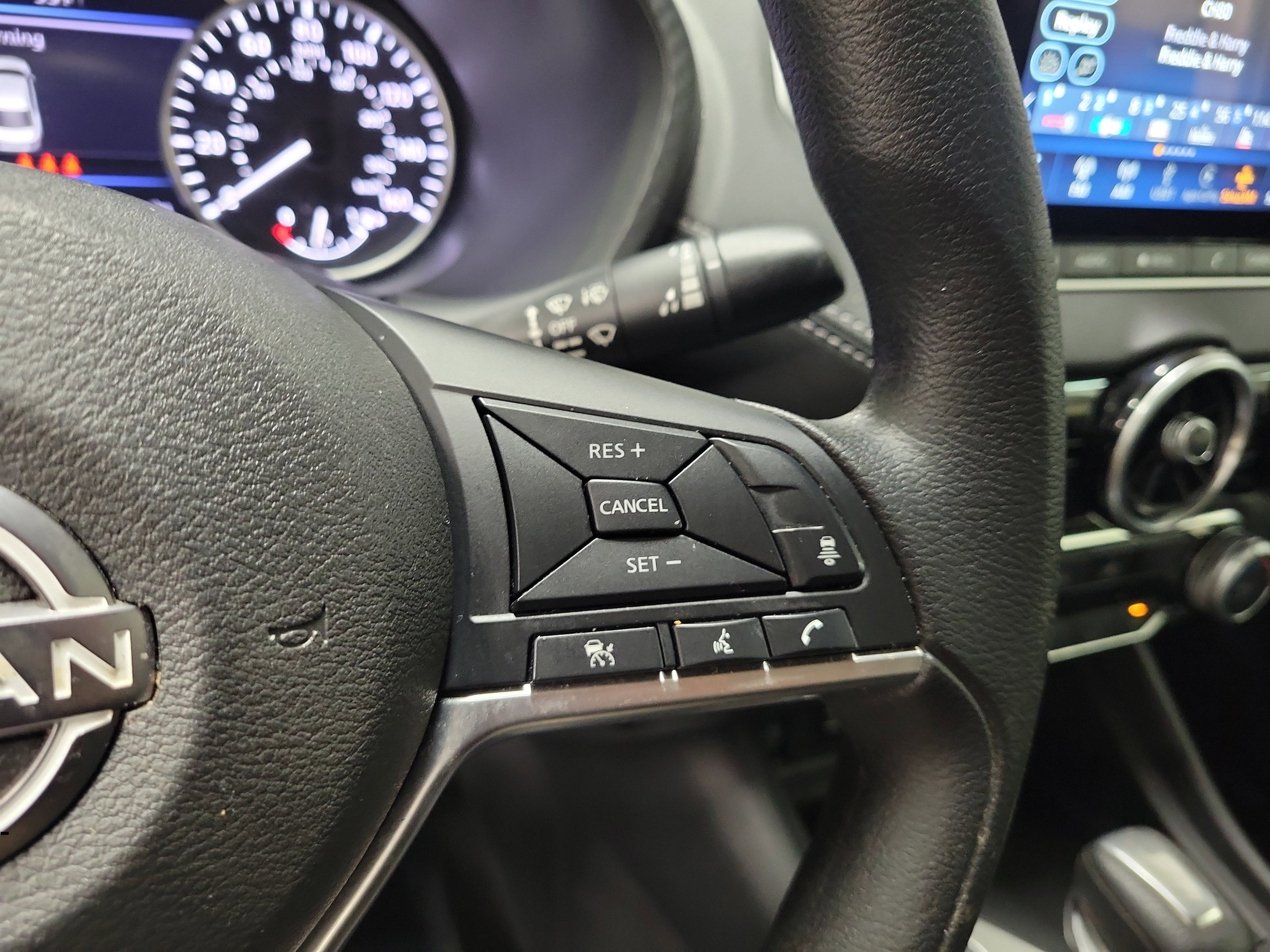 Used 2024 Nissan Sentra SV image 29