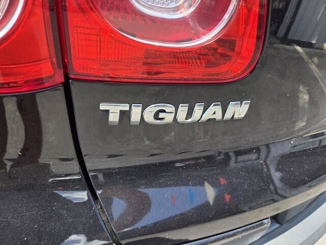 Used 2009 Volkswagen Tiguan SE AWD/4WD image 9