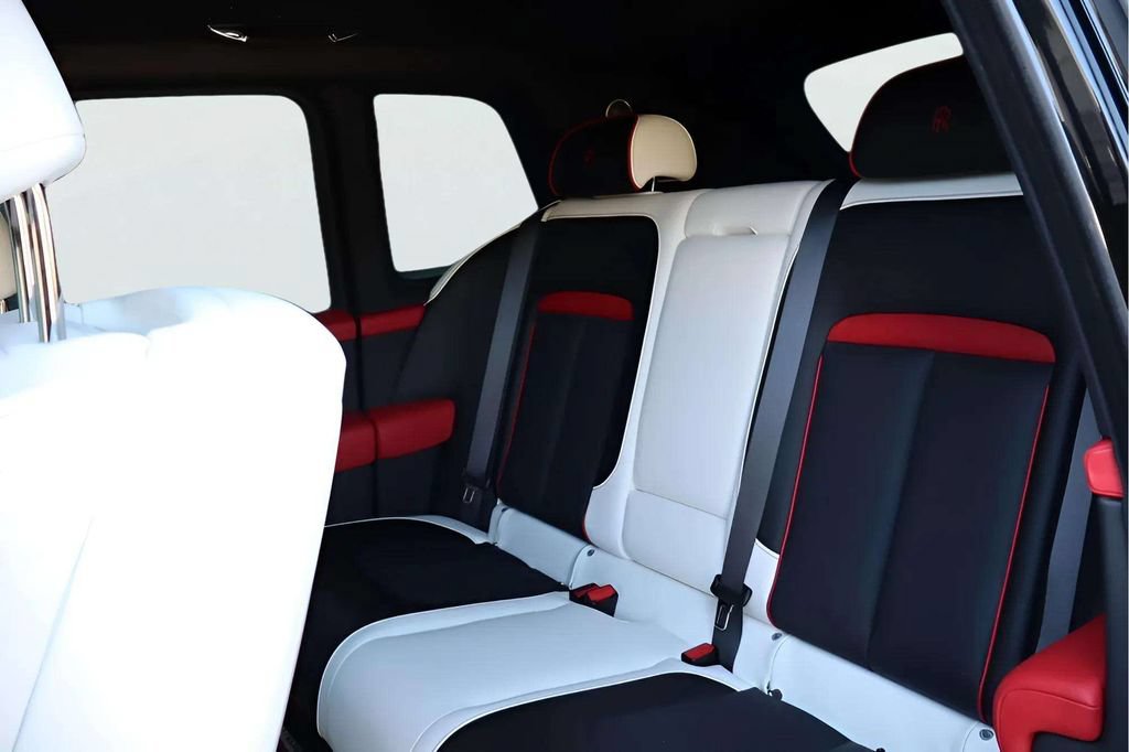 Certified 2026 Rolls-Royce Cullinan w/ Cullinan Package AWD/4WD image 14