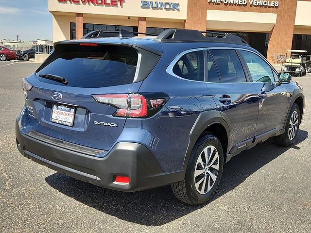 Certified 2025 Subaru Outback Premium w/ Popular Package #1A AWD/4WD image 4