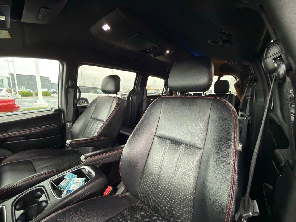 Used 2015 Dodge Grand Caravan R/T w/ Safety Sphere Group image 13