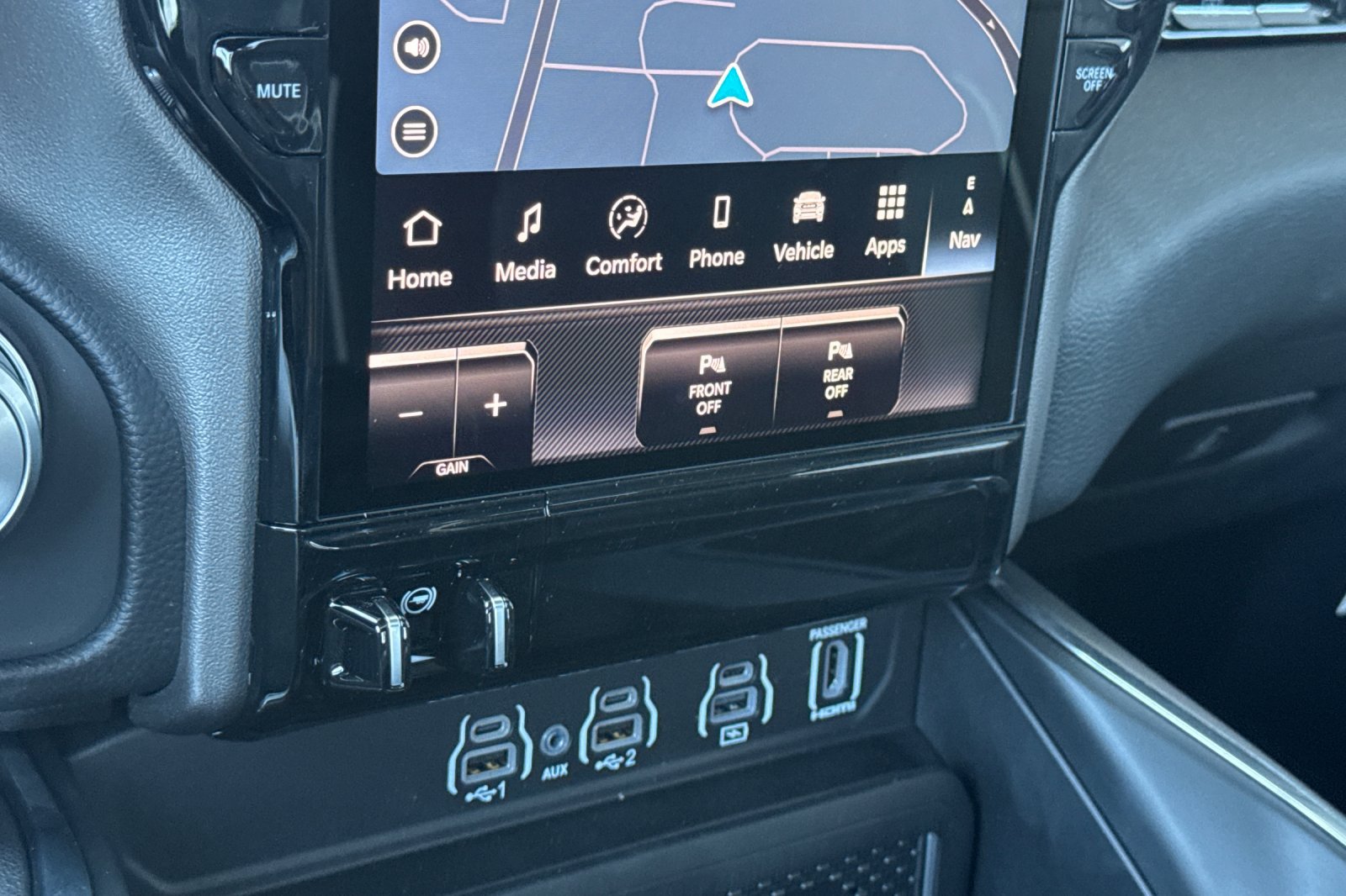 New 2026 RAM 1500 Laramie w/ Night Edition AWD/4WD image 19