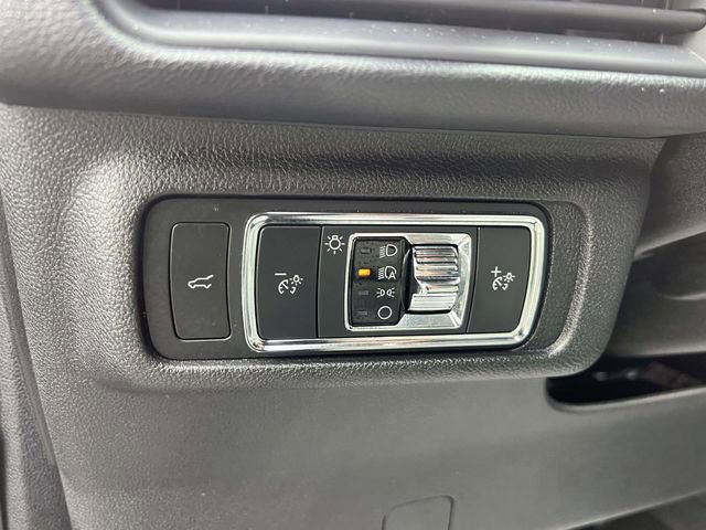 Certified 2022 Lincoln Corsair AWD w/ Equipment Group 101A image 18