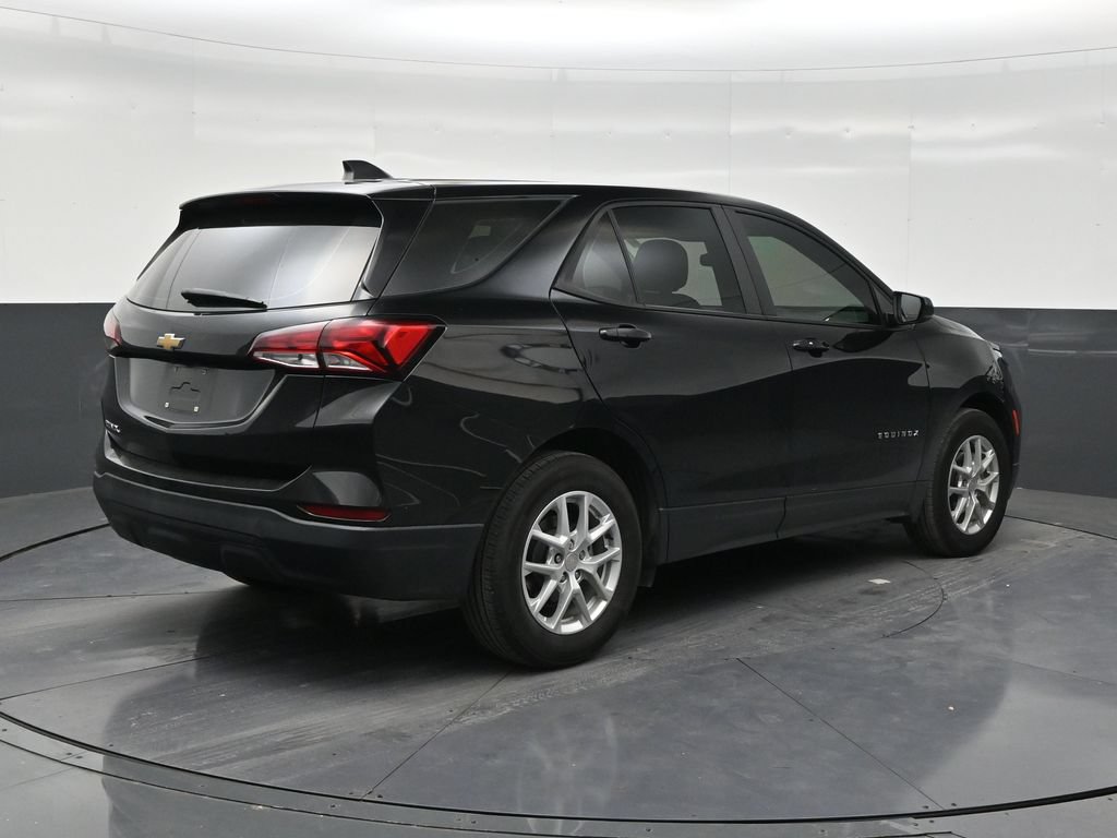 Used 2024 Chevrolet Equinox LS FWD image 5