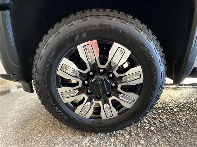 Certified 2025 GMC Sierra 3500 Denali w/ Denali Reserve Package image 10