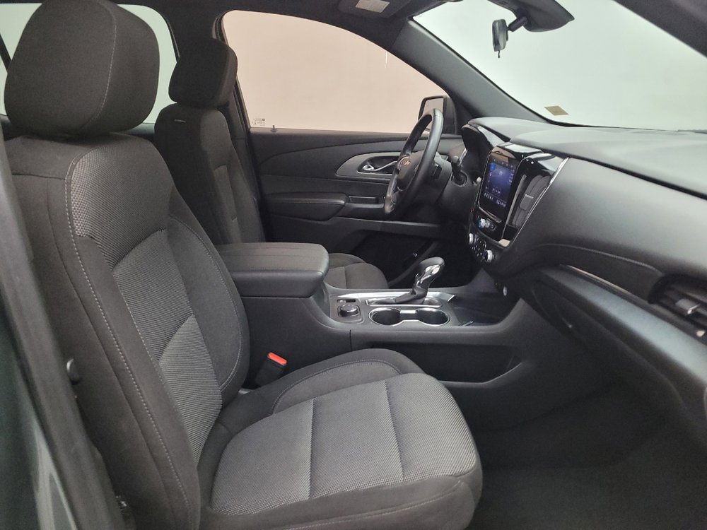 Used 2023 Chevrolet Traverse LT AWD/4WD image 21