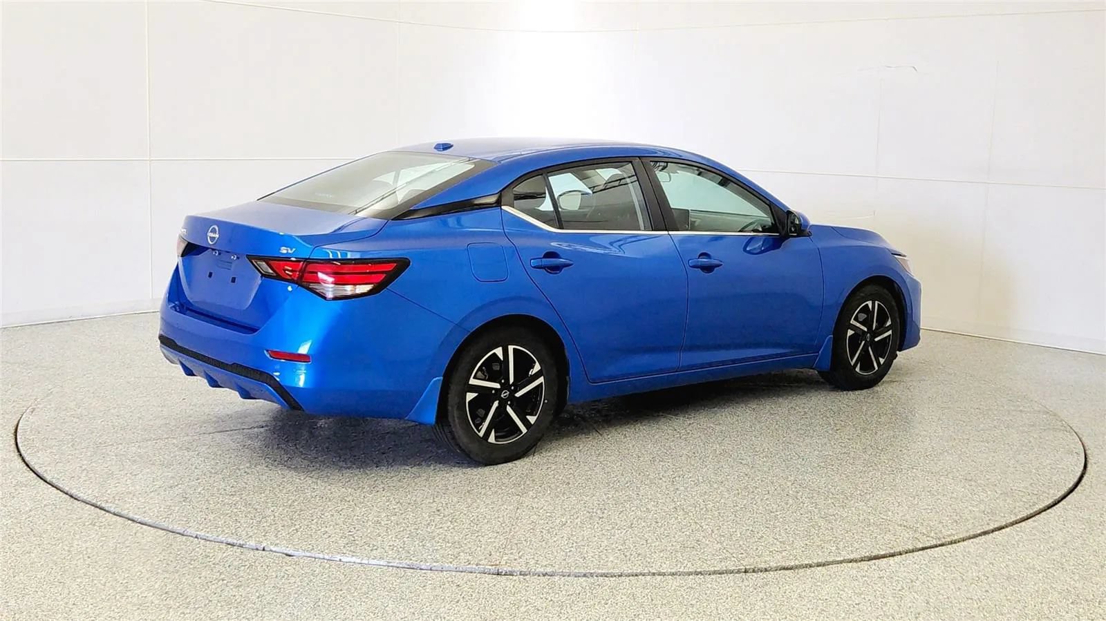 Used 2024 Nissan Sentra SV FWD image 7