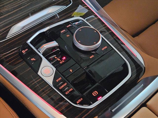 Used 2026 BMW X5 sDrive40i w/ Parking Assistance Package image 11