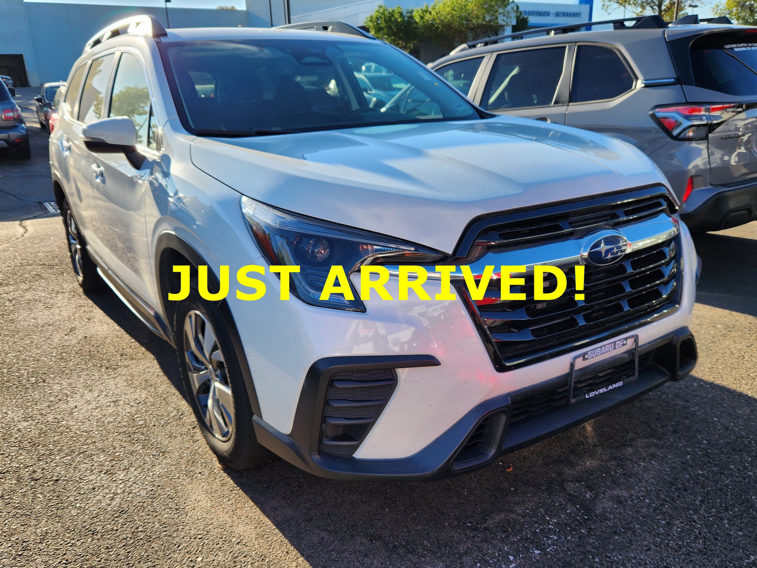 Used 2023 Subaru Ascent Premium w/ Convenience Package AWD/4WD image 2
