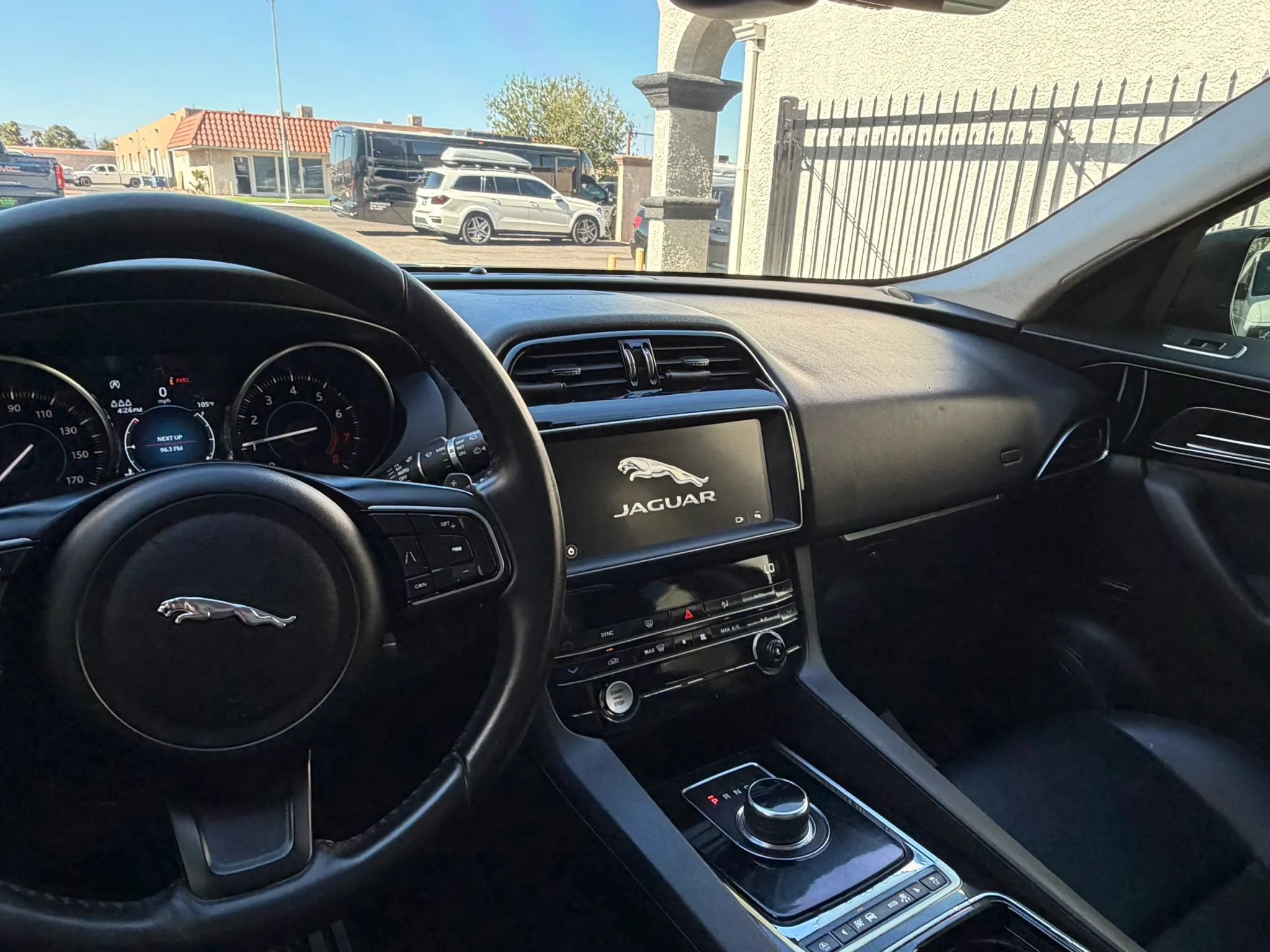 Used 2020 Jaguar F-PACE Premium AWD/4WD image 19