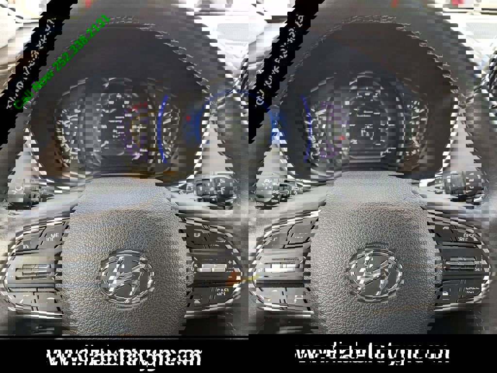 Used 2020 Hyundai Santa Fe Limited w/ Cargo Package image 30