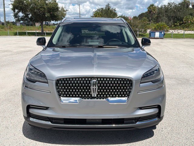 Used 2022 Lincoln Aviator Reserve w/ Equipment Group 201A AWD/4WD image 8
