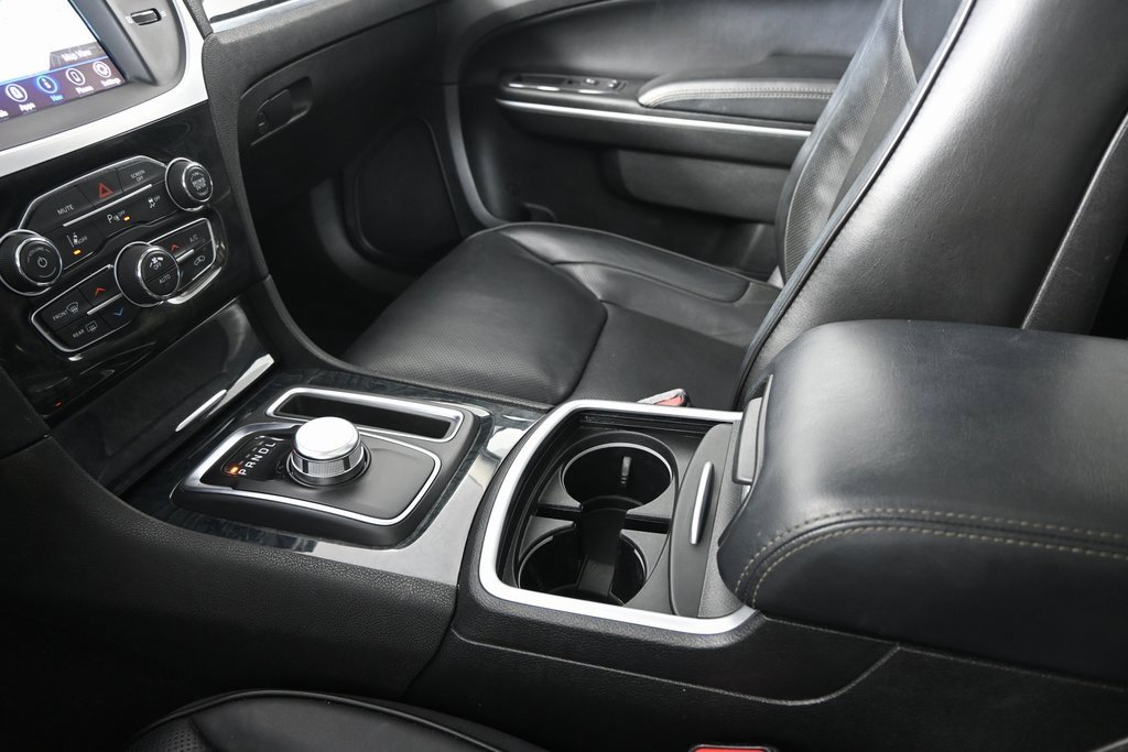 Used 2023 Chrysler 300 Touring L w/ Popular Equipment Group image 36