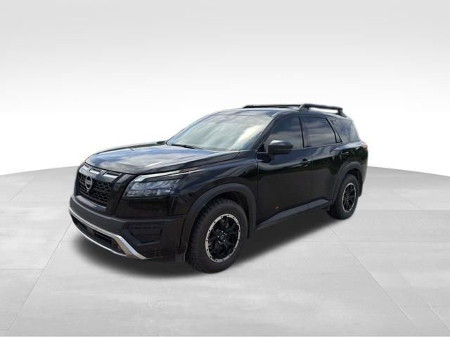 Used 2025 Nissan Pathfinder Rock Creek AWD/4WD image 7