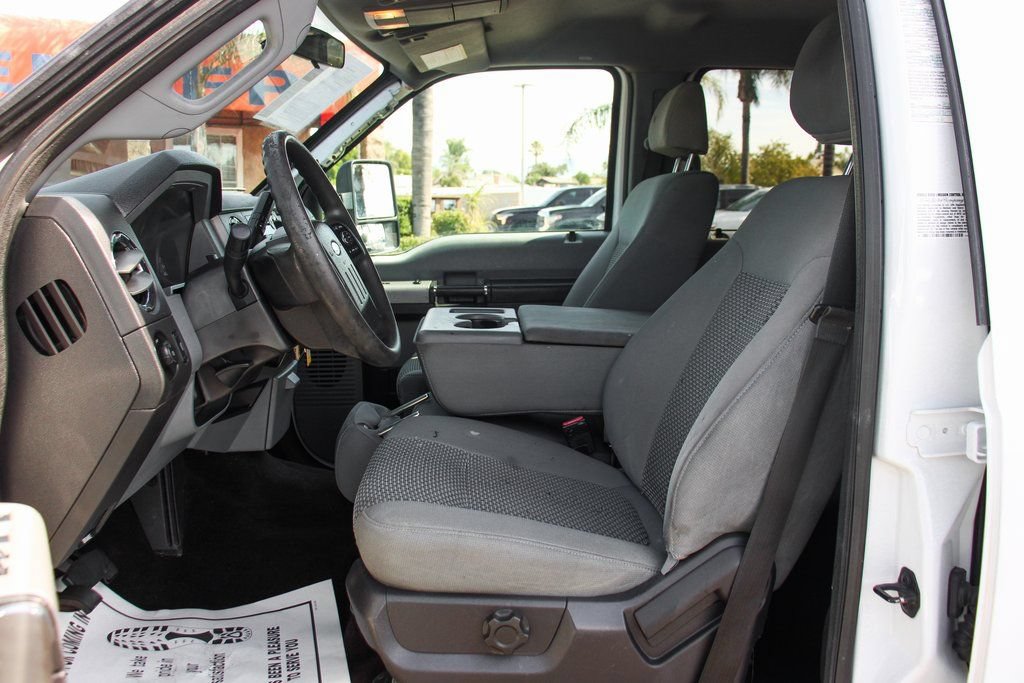 Used 2015 Ford F550 4x4 Crew Cab Super Duty image 17