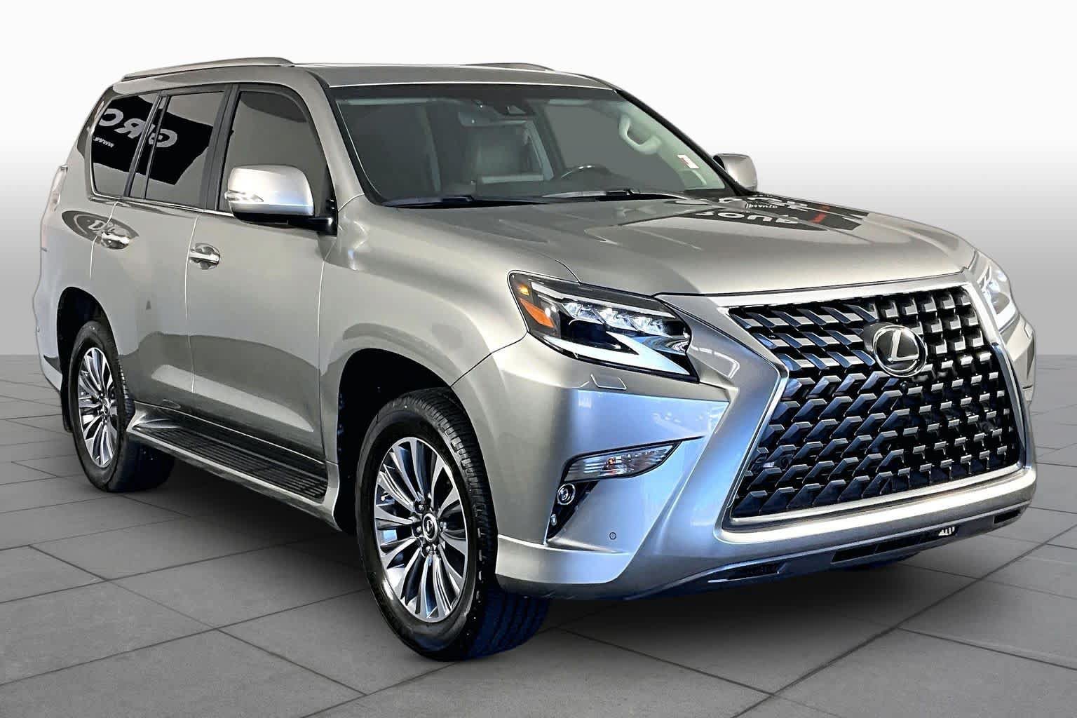 Used 2022 Lexus GX 460 Luxury w/ Accessory Package AWD/4WD image 3