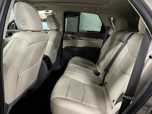 Used 2023 Cadillac XT5 Premium Luxury image 19