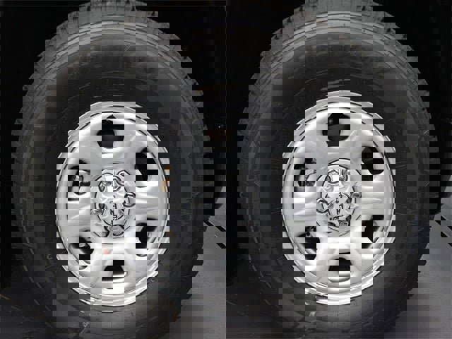 New 2026 Nissan Frontier S image 30