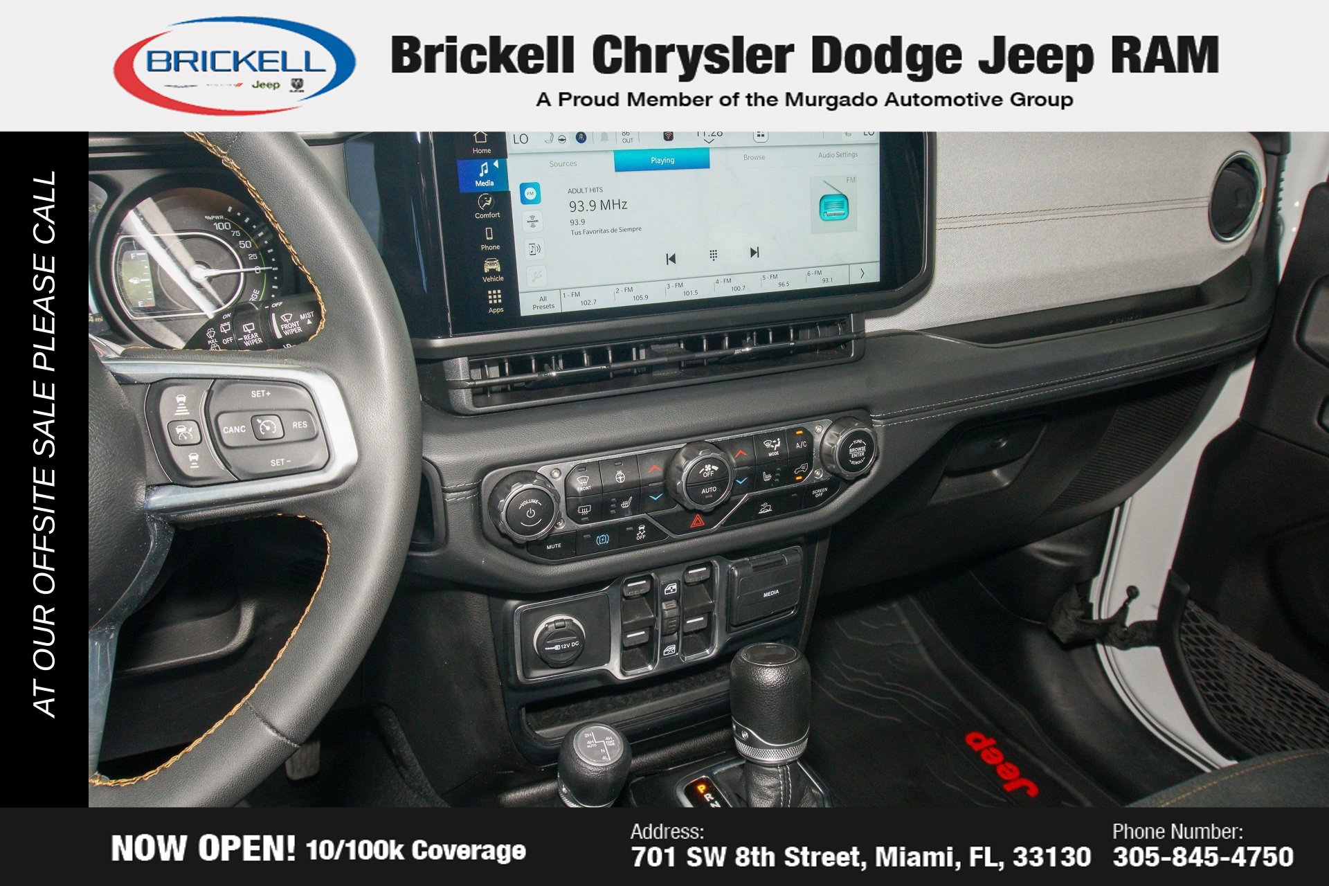 Used 2024 Jeep Wrangler Unlimited Sahara AWD/4WD image 32