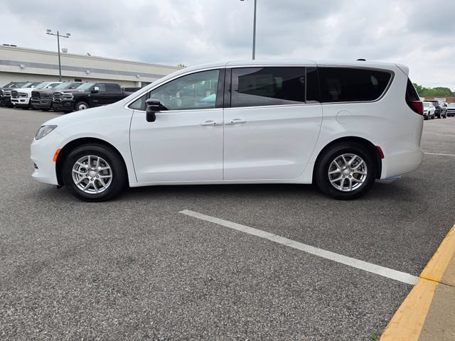 New 2027 Chrysler Pacifica LX FWD image 29