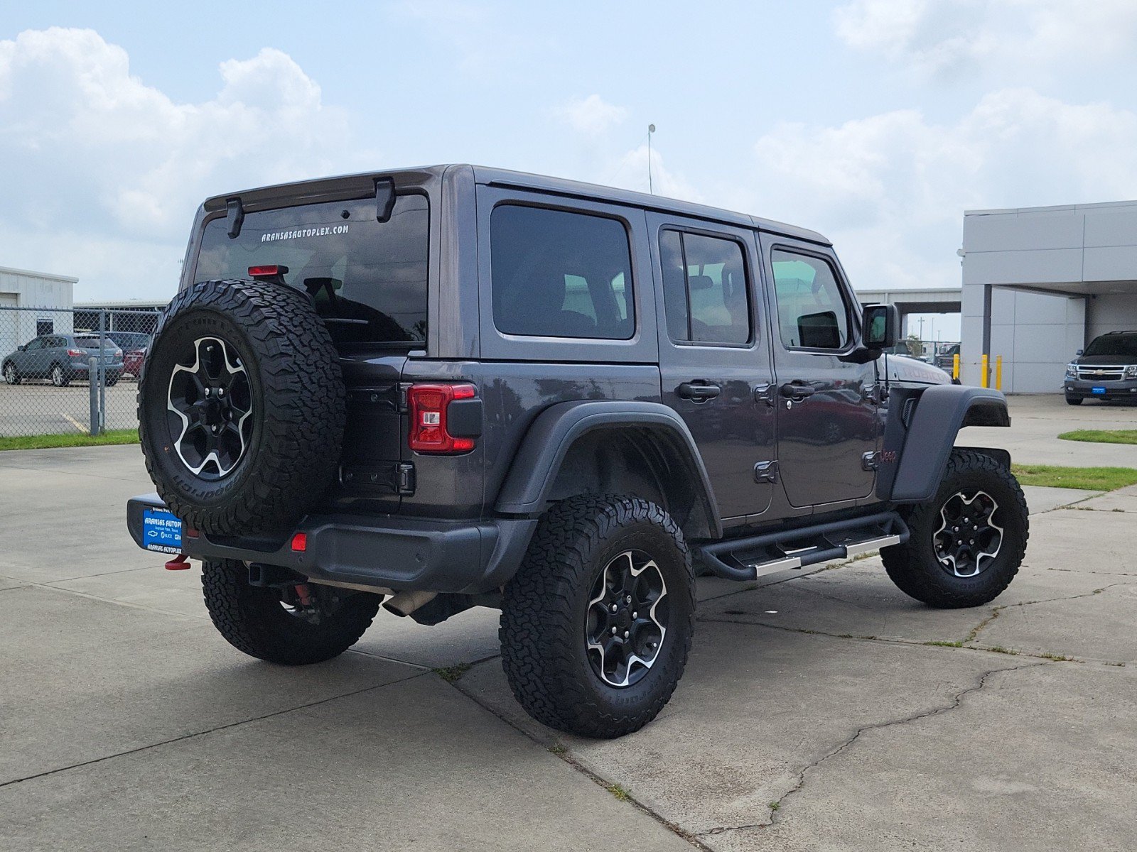 Used 2020 Jeep Wrangler Unlimited Rubicon w/ LED Lighting Group AWD/4WD image 5