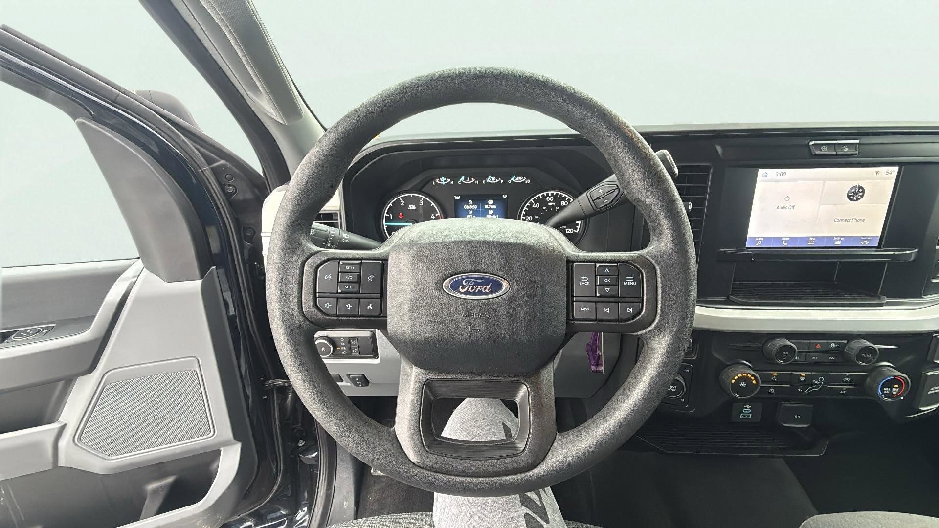 Certified 2025 Ford F450 XLT w/ FX4 Off-Road Package image 14