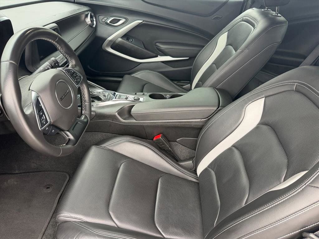 Used 2023 Chevrolet Camaro LT image 11