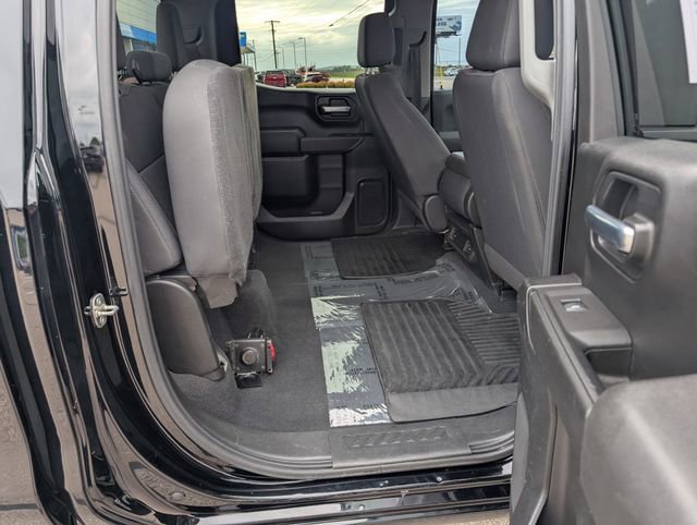 Used 2020 Chevrolet Silverado 1500 Custom w/ Custom Value Package AWD/4WD image 8