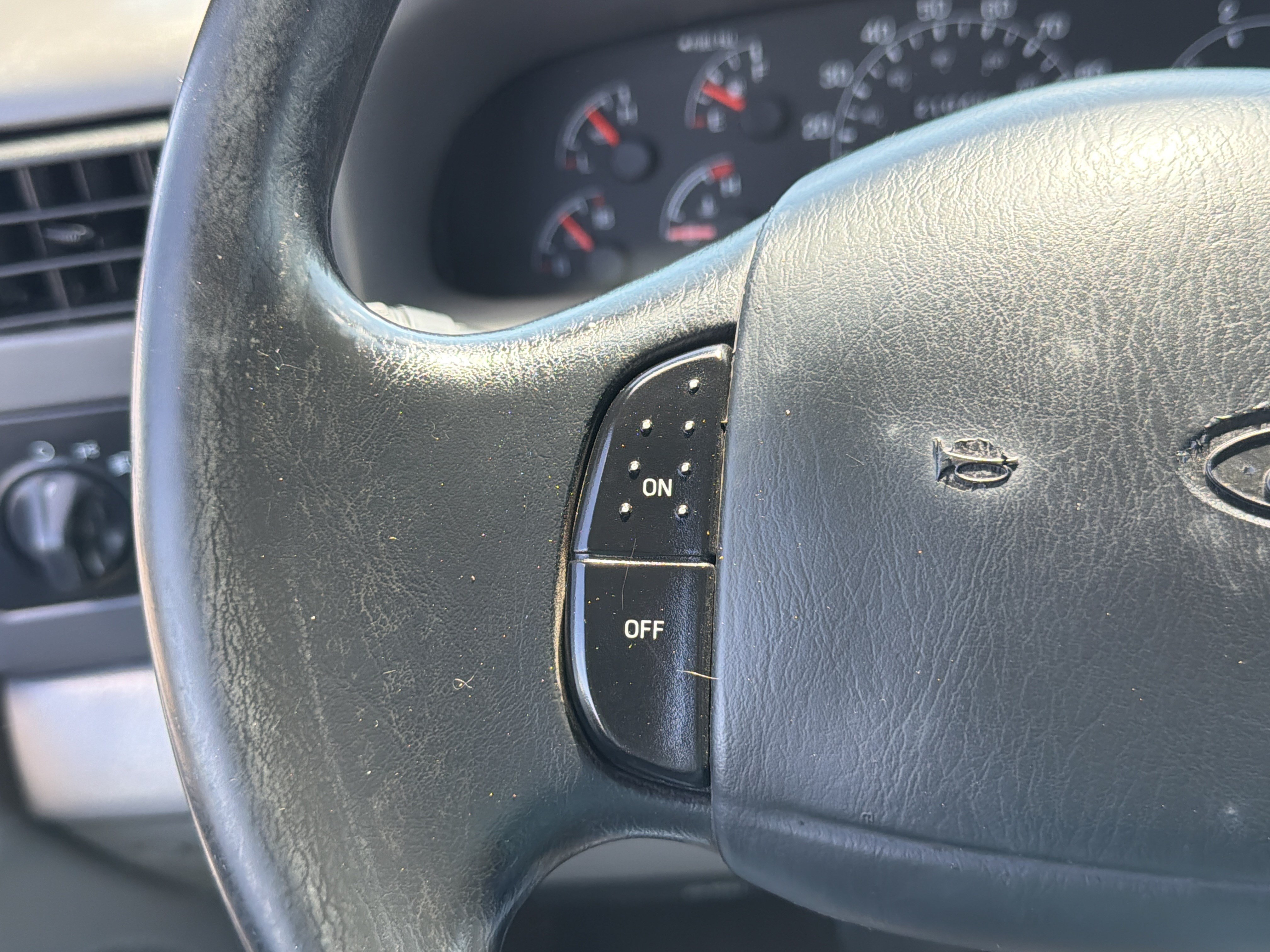 Used 2001 Ford F250 XLT RWD image 16