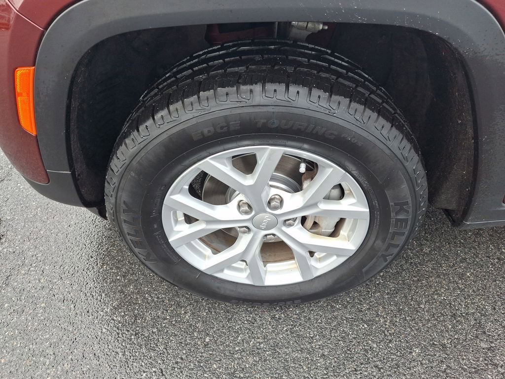 Used 2023 Jeep Grand Cherokee Limited image 30