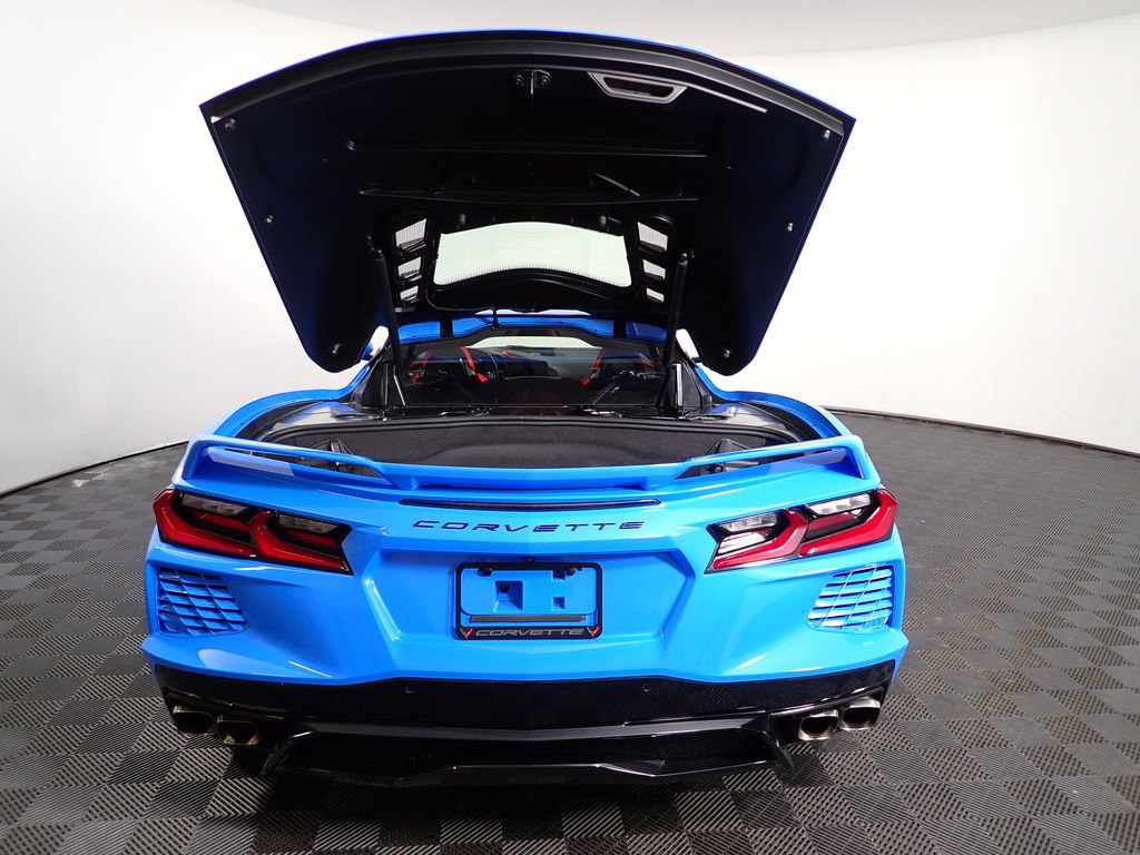 Used 2022 Chevrolet Corvette Stingray Premium Cpe w/ Z51 Performance Package RWD image 38