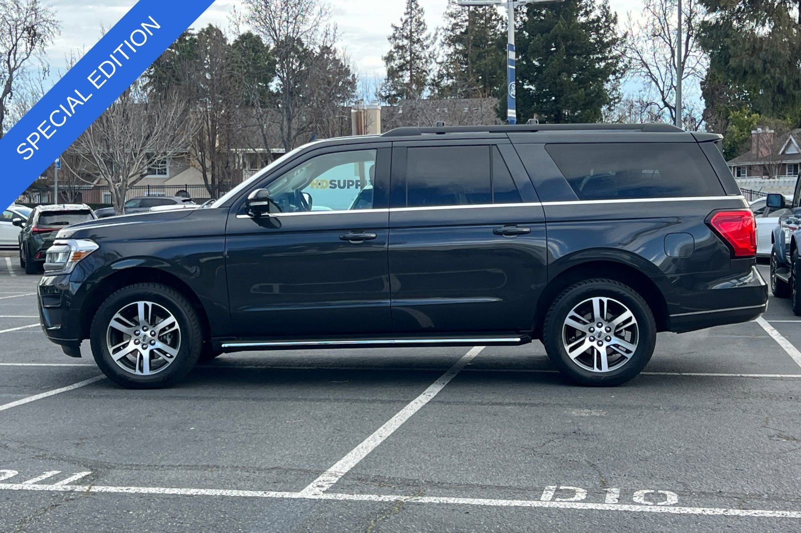 Certified 2023 Ford Expedition Max XLT image 8