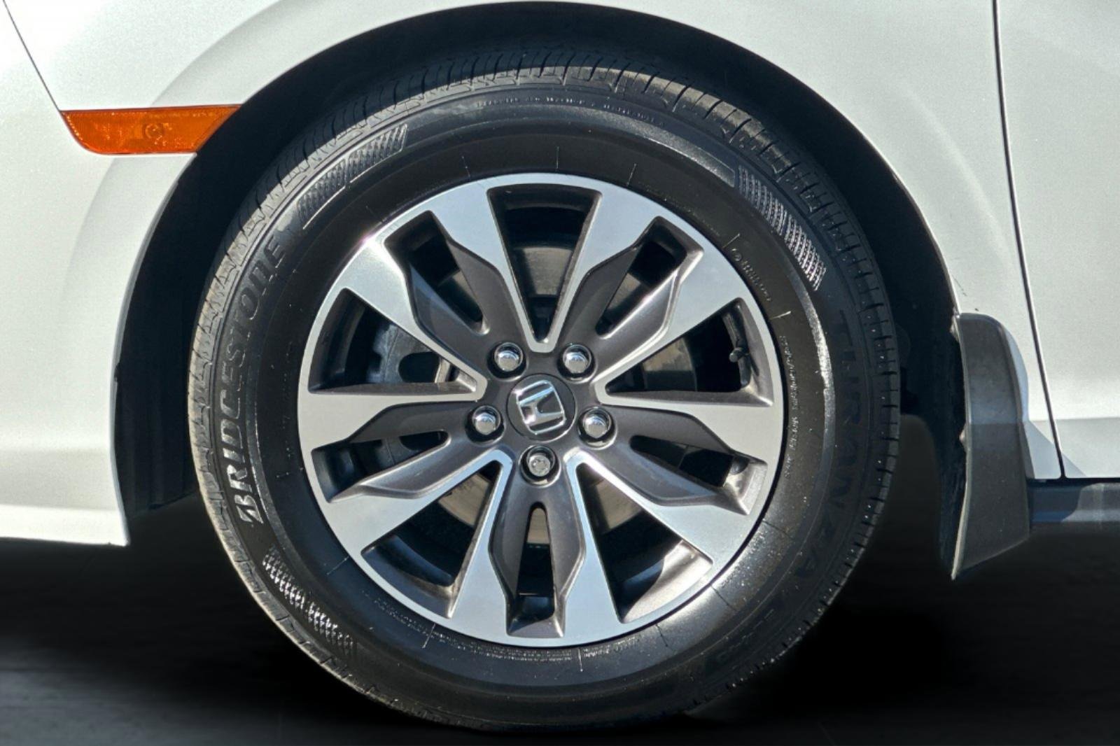 Certified 2022 Honda Odyssey EX-L image 27