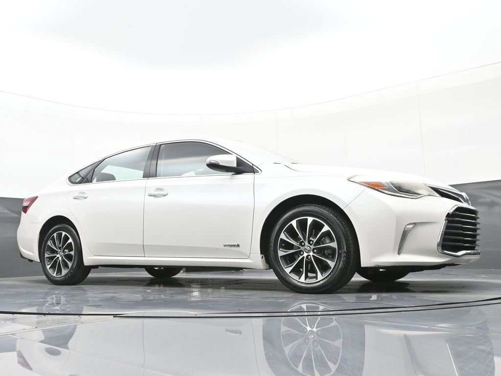 Used 2016 Toyota Avalon XLE Premium image 36