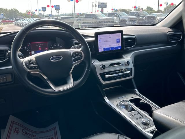 Certified 2020 Ford Explorer XLT w/ Equipment Group 202A AWD/4WD image 11