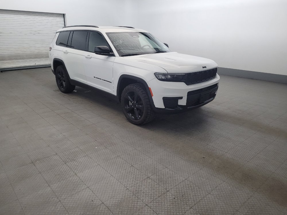 Used 2023 Jeep Grand Cherokee L Laredo AWD/4WD image 13