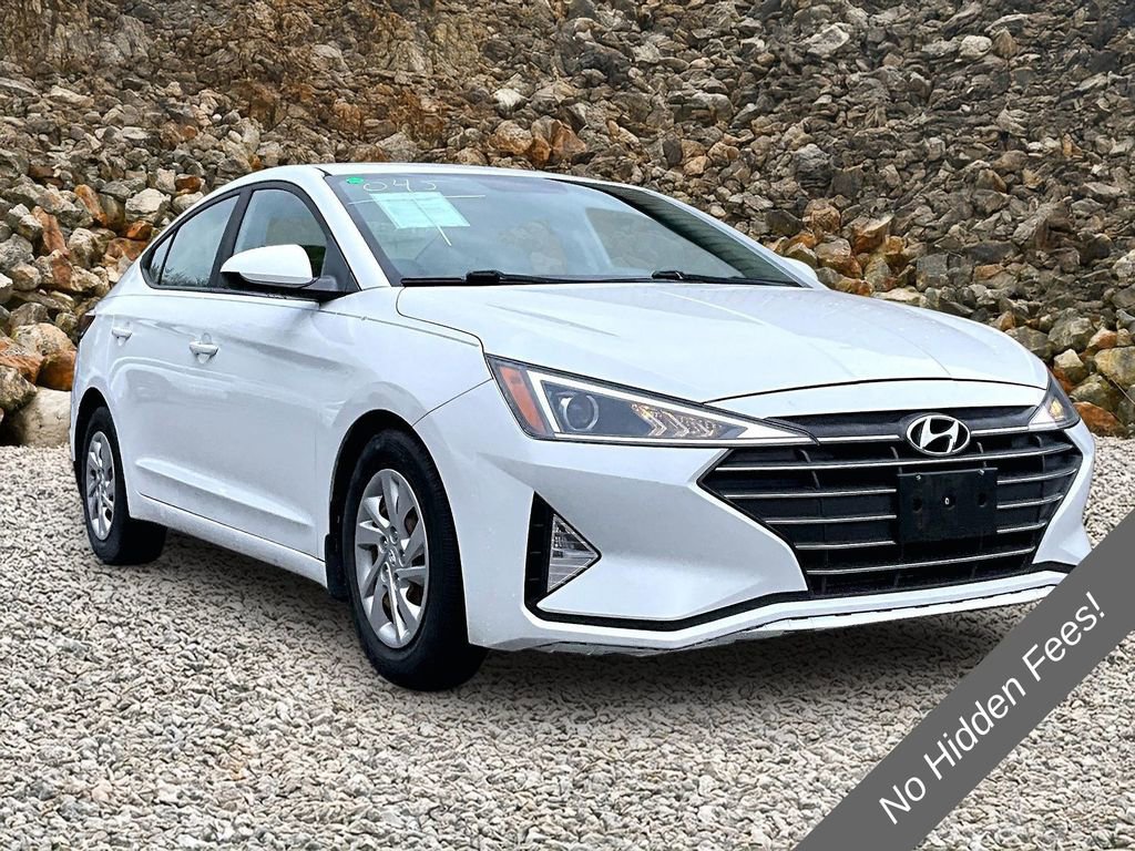 Used 2019 Hyundai Elantra SE w/ Cargo Package FWD image 10