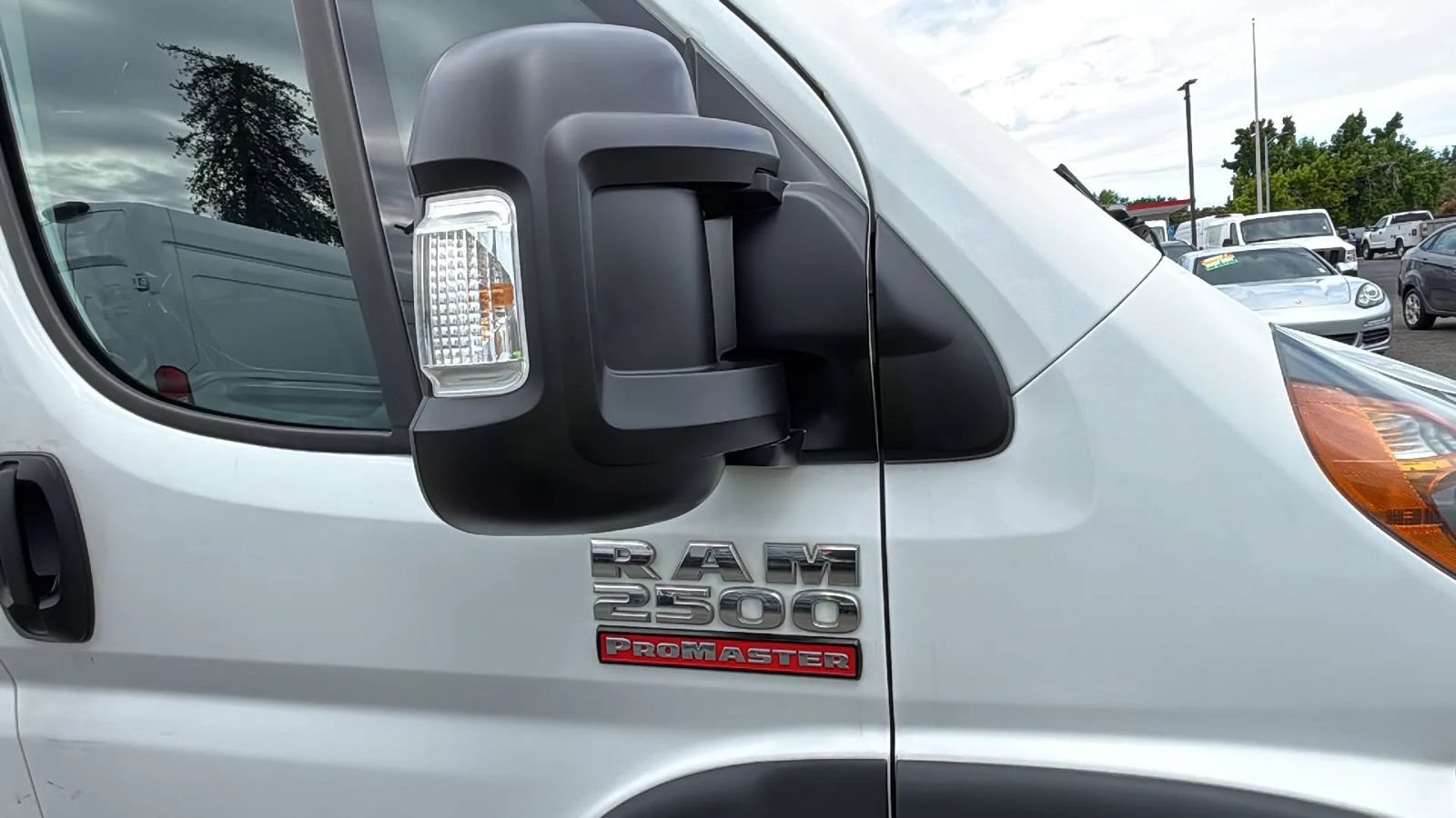 Used 2015 RAM ProMaster 2500 w/ Interior Convenience Group FWD image 61