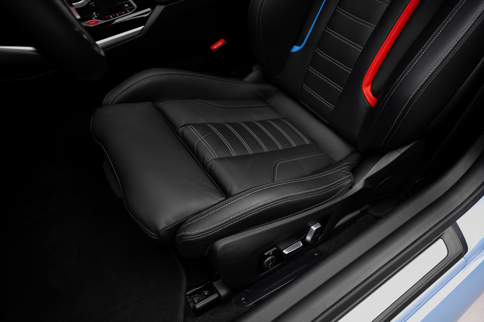 Used 2023 BMW M2 RWD image 64