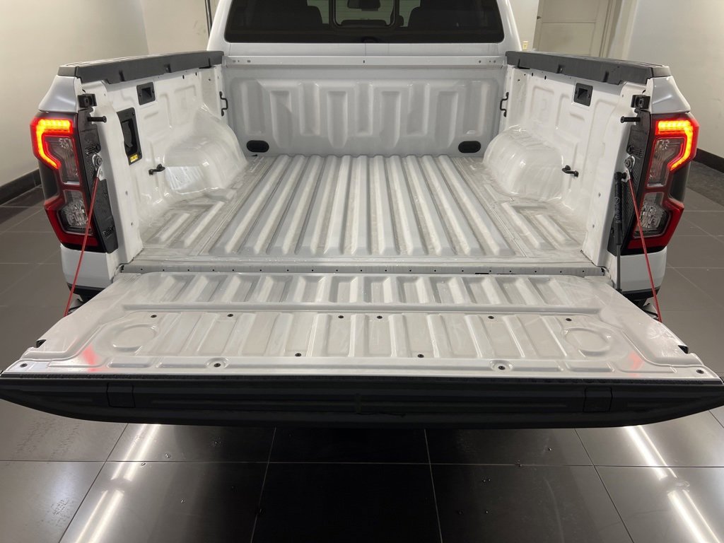 New 2025 Ford Ranger XLT w/ Equipment Group 301A High image 34