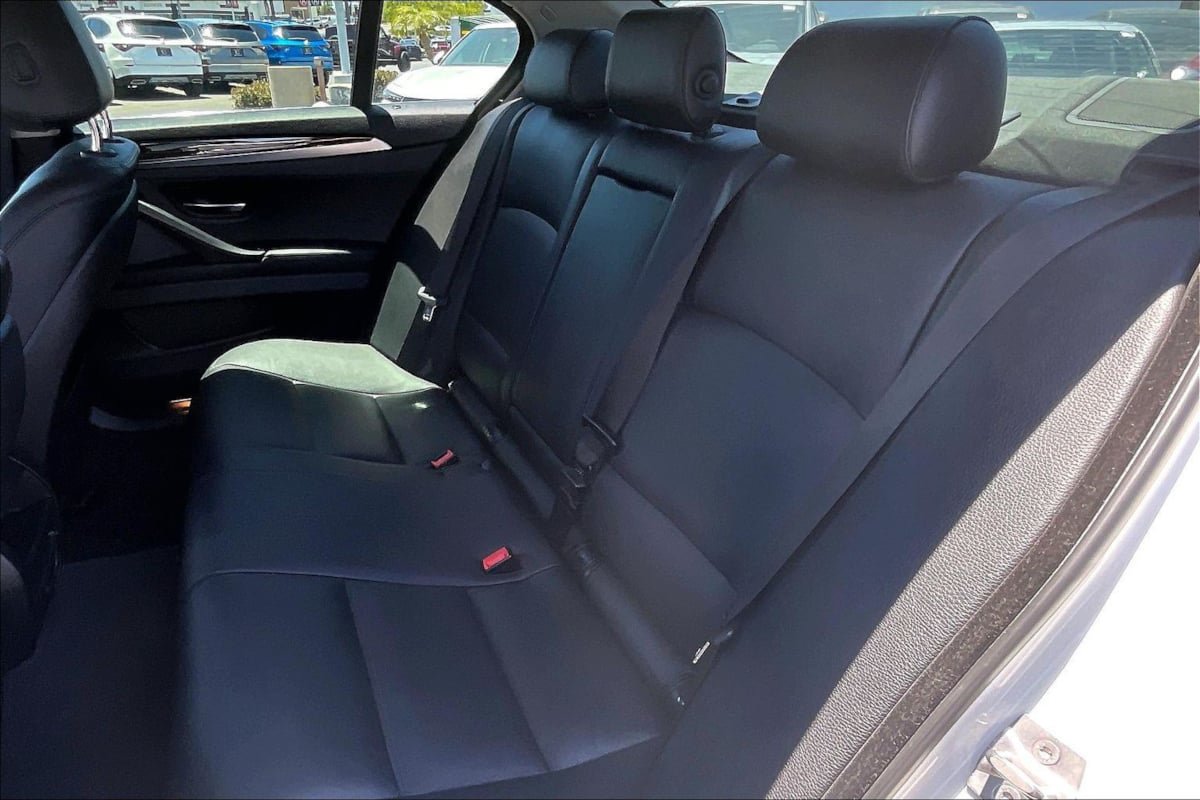 Used 2016 BMW 528i Sedan RWD image 23