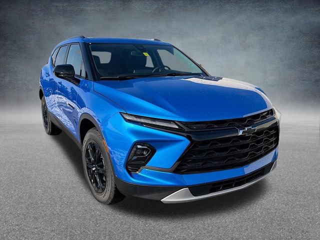 New 2026 Chevrolet Blazer LT w/ Convenience Package AWD/4WD image 4