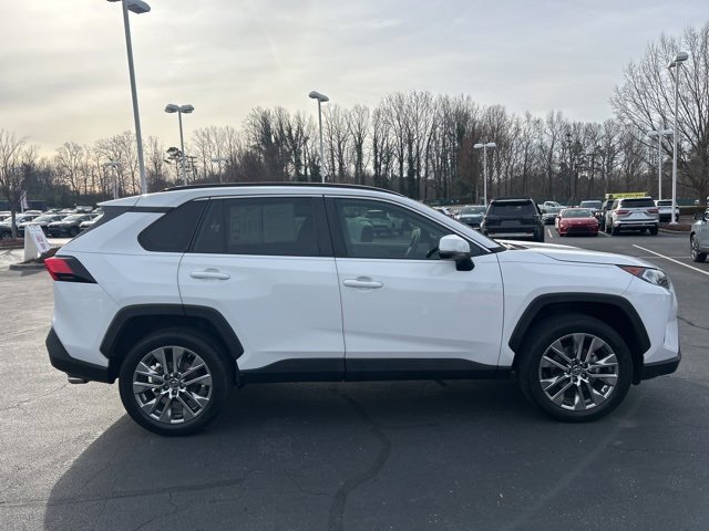 Used 2019 Toyota RAV4 XLE Premium w/ Cold Weather Package image 4