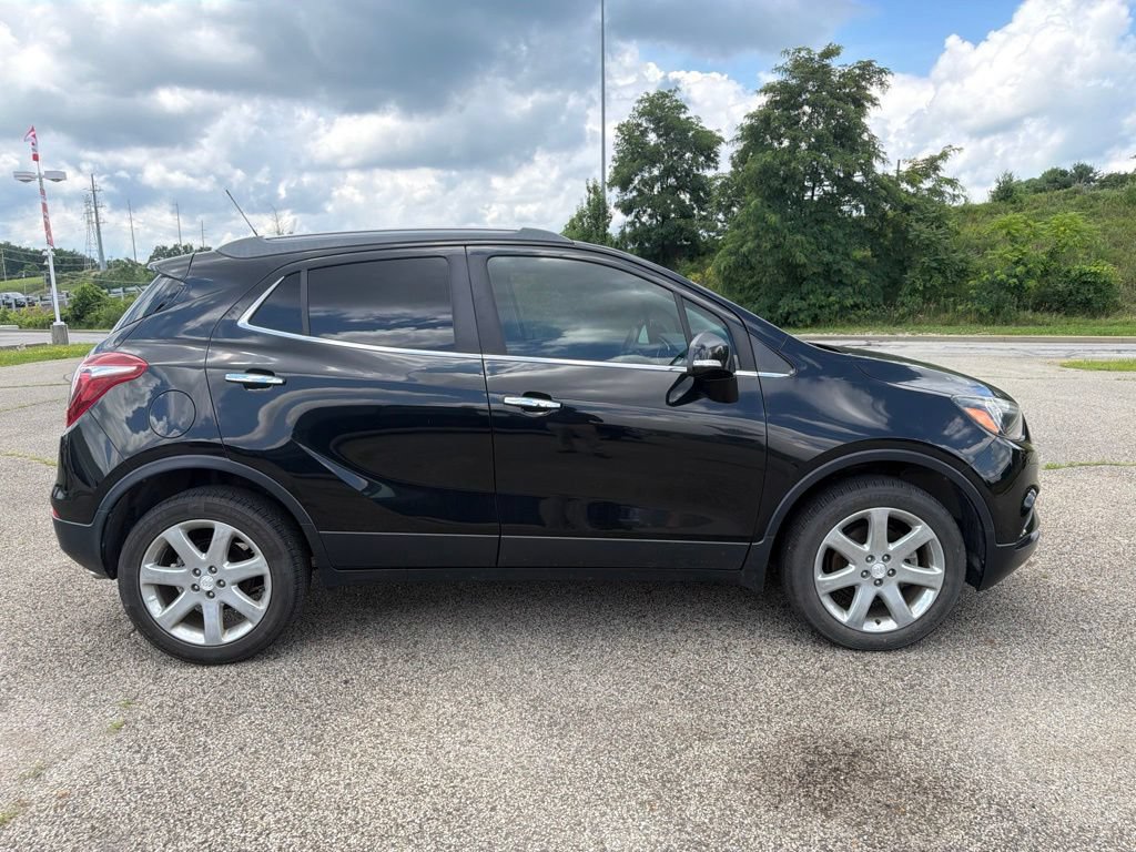 Used 2017 Buick Encore Preferred w/ Experience Buick Package AWD/4WD image 5