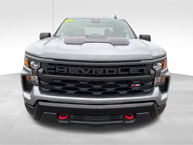 Used 2026 Chevrolet Silverado 1500 Custom Trail Boss w/ LPO, Dark Essentials Package AWD/4WD image 2