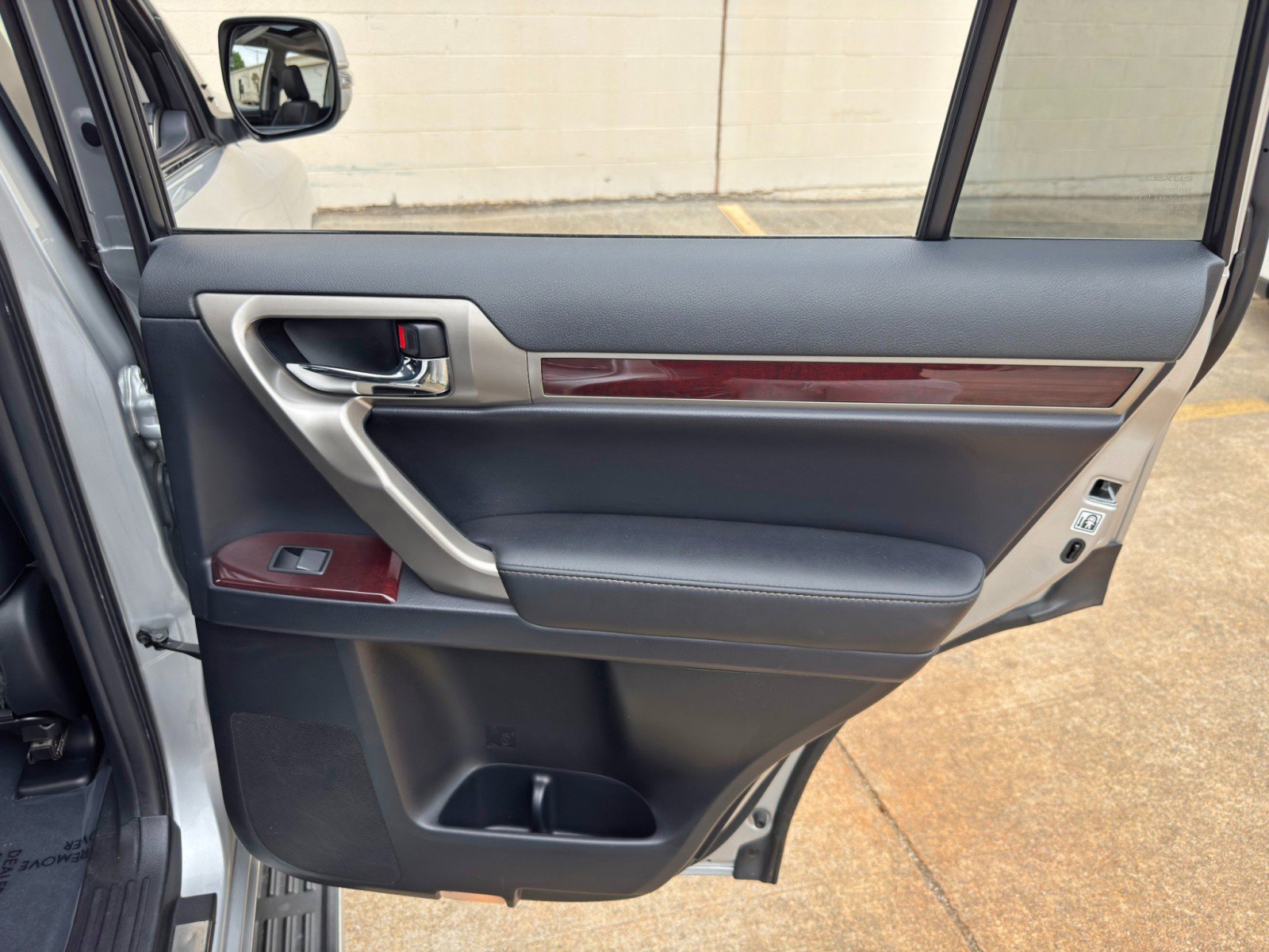 Used 2017 Lexus GX 460 Premium AWD/4WD image 46