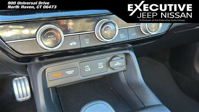 Used 2025 Honda Civic Sport image 16